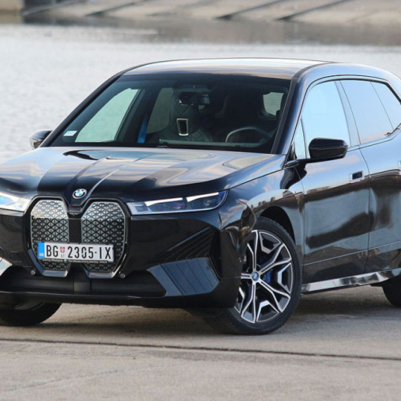 Test električnog automobila: BMW iX xDrive40