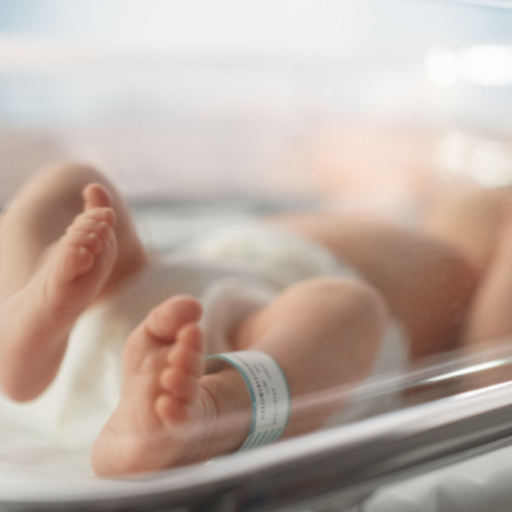 Bebi bum u Leskovcu: Za jedan dan rođeno 10 beba