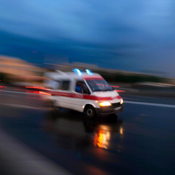 Pet osoba lakše povređeno u pet saobraćajnih nesreća u Beogradu