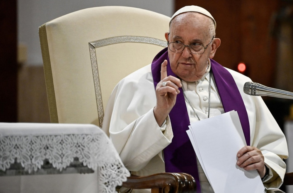 Papa Franja dozvolio da jedan tinejdžer bude proglašen za sveca