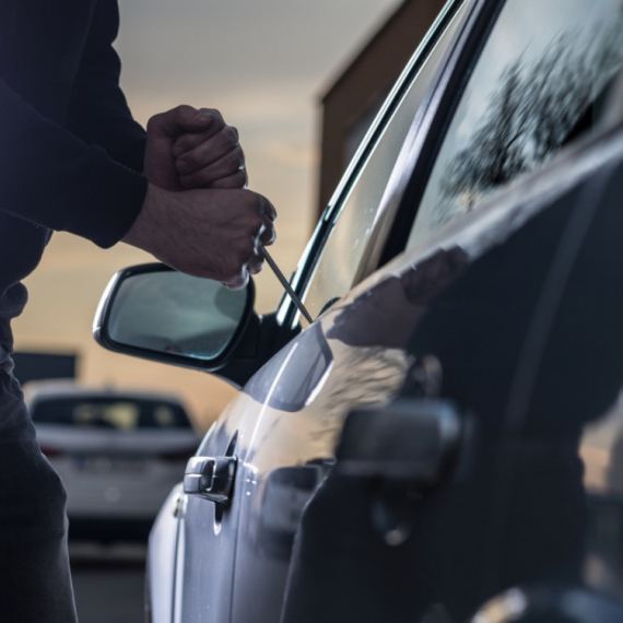 Ukrao na stotine automobila, sada savetuje vozače kako da se zaštite od lopova VIDEO
