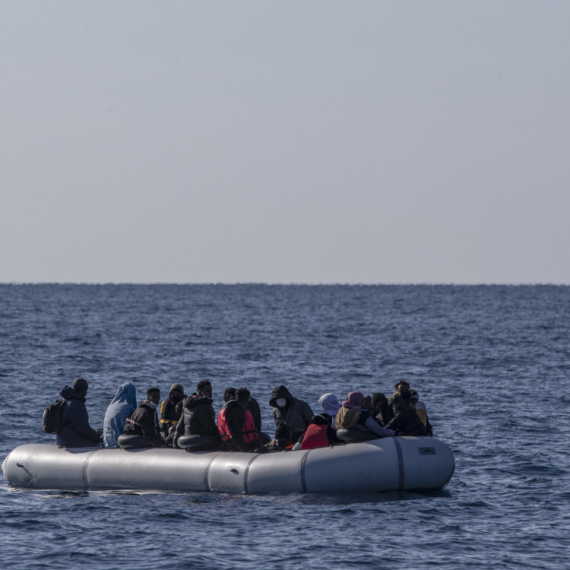 Izvučeno još 14 tela migranata u Kalabriji, ukupno 34 žrtve brodoloma