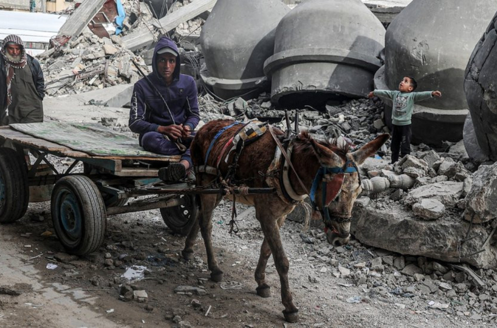 Izrael i Palestinci: Netanjahu poručuje da ga međunarodni pritisak neće zaustaviti, planira ofanzivu na Rafu