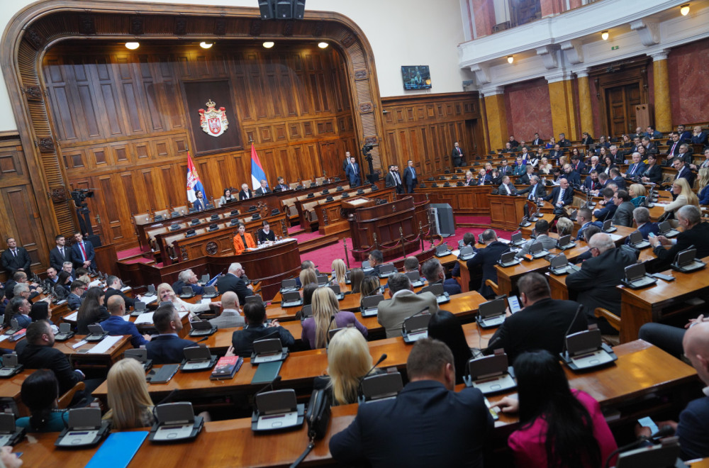 Građani Srbije, ove godine dobijamo 4 nova zakona i uticaće na skoro sve