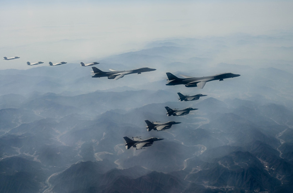 Uzbuna iznad Rusije! Američki bombarderi... FOTO