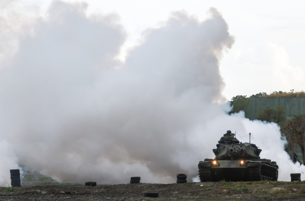 Rusi dizajnirali tenk "kornjaču": Ceo prekriven oklopom VIDEO