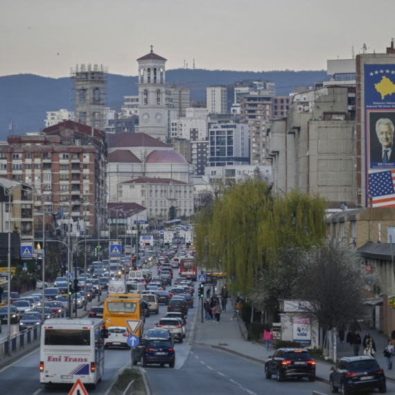 Gruhonjić nastavlja sa antisrpskom politikom: Reklamira festival koji promoviše lažnu državu Kosovo
