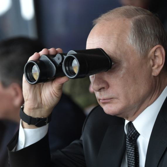 Putin: Samo vas gledamo