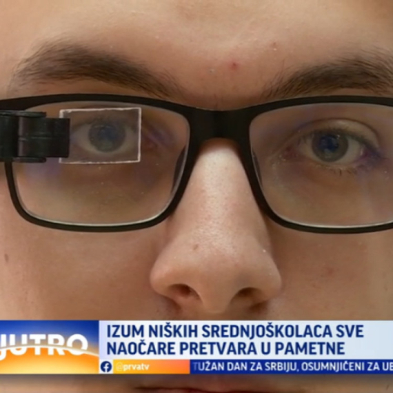 Niški srednjoškolci napravili izum koji svake naočare pretvara u pametne VIDEO