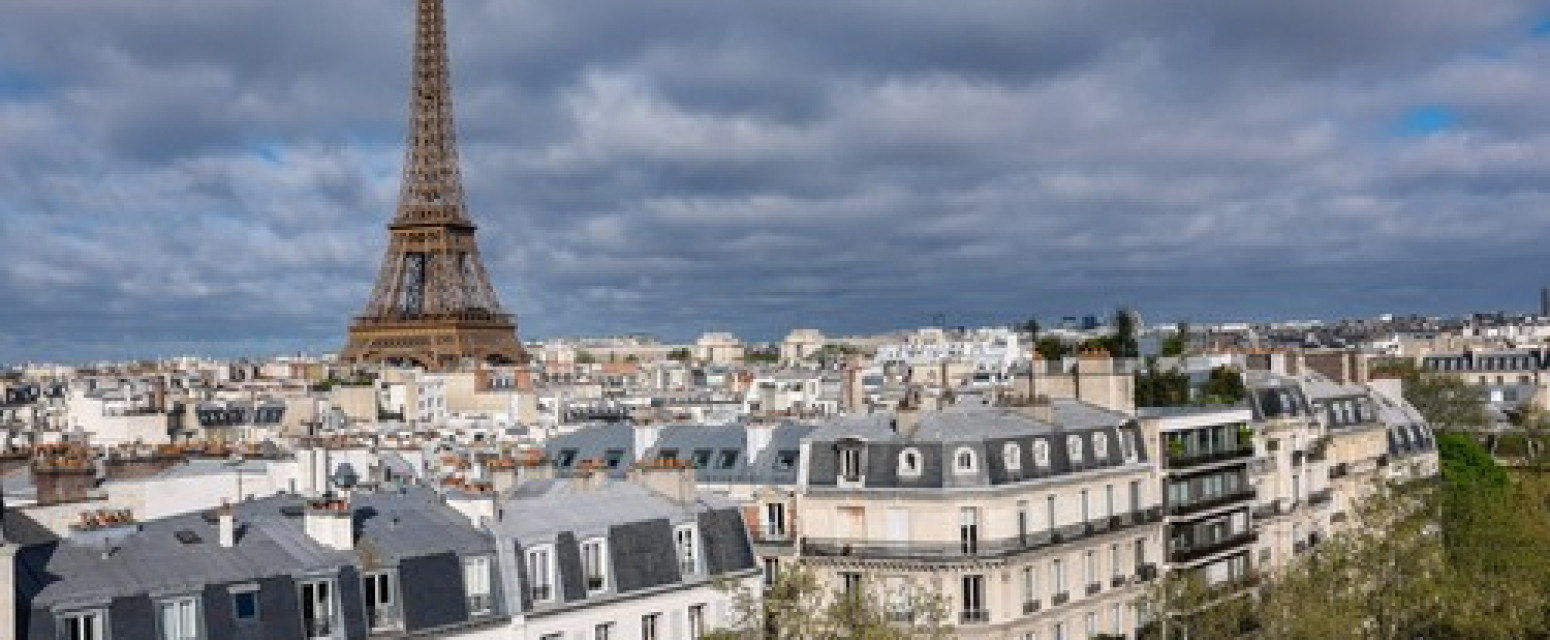 Turisti u širokom luku izbegavaju Pariz