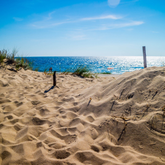 Misteriozni predmet pronađen na poznatoj plaži: Povezuju ga s tajnim programom FOTO