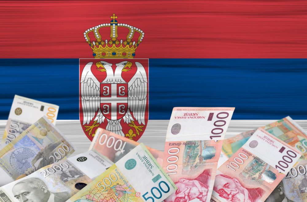 Vučić: Moramo da podignemo prosečnu platu na 1.400 evra
