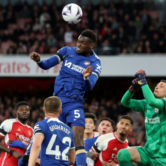 Petrović rano kapitulirao – Arsenal vodi na poluvremenu