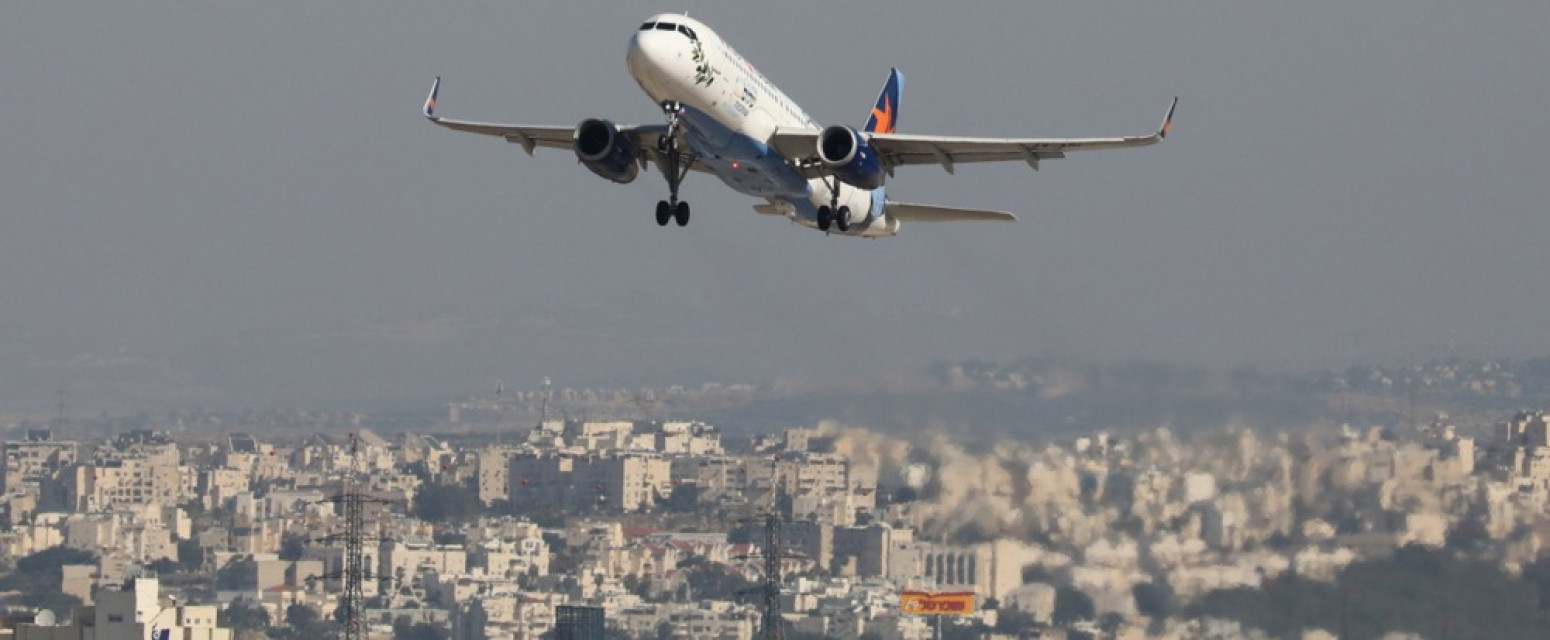 Posle devet sati u vazduhu avion sleteo na isti aerodrom odakle je poleteo