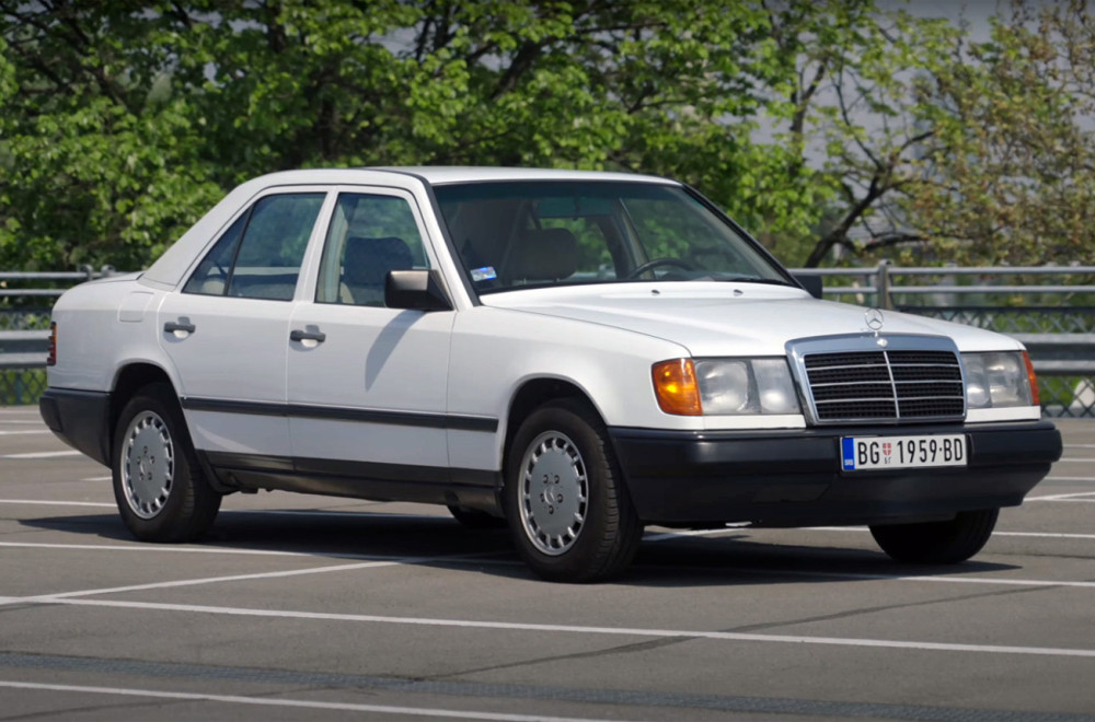 Test polovnjaka: Mercedes W124 – kako je stekao naziv "neuništivi" VIDEO