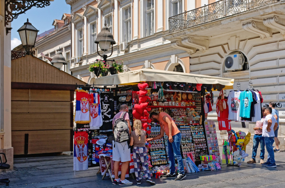 Poznato zašto su uklonjeni kiosci i štandovi u centru grada