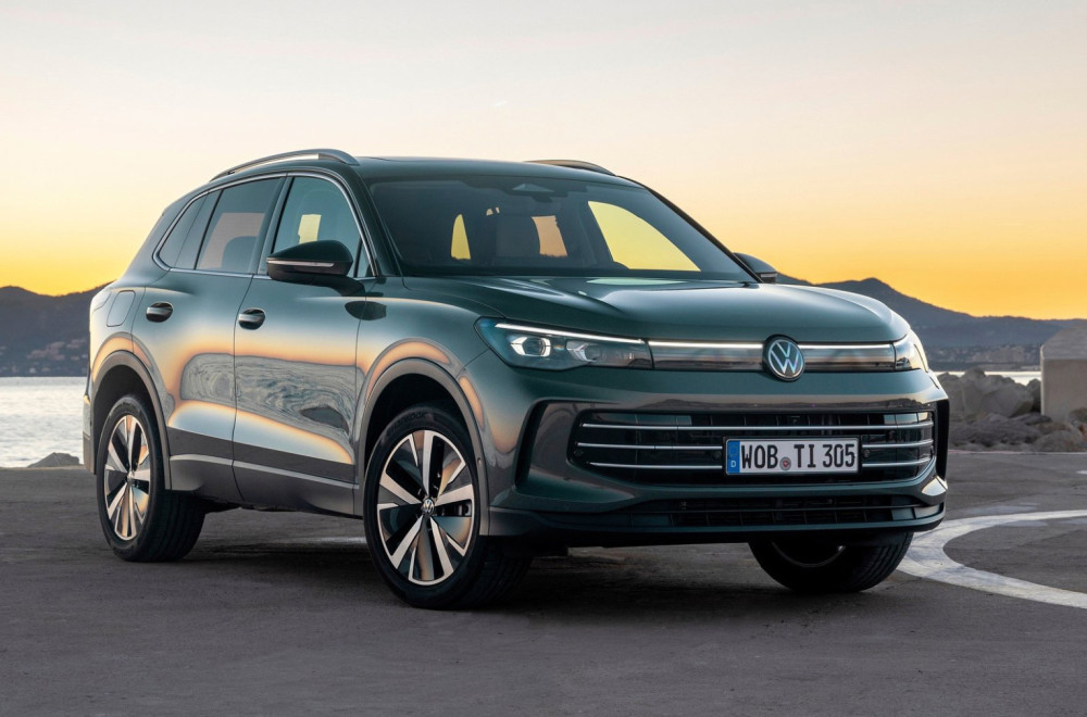 Sa vrha brda bacili VW Tiguan i Peugeot 3008 VIDEO