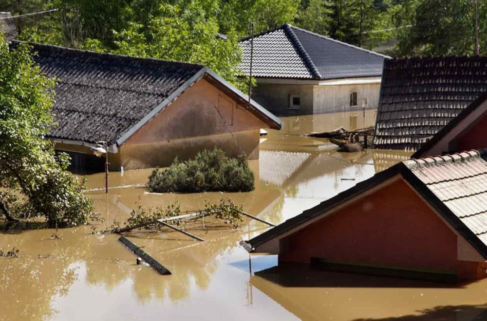 Majske poplave u Srbiji 2014: Dani kad se "voda spojila sa sivilom neba", a Obrenovac postao "močvara"