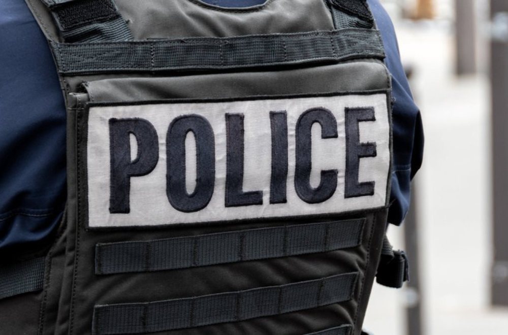 Francuska: Zaseda na putu do zatvora - čuvari ubijeni, zatvorenik pobegao