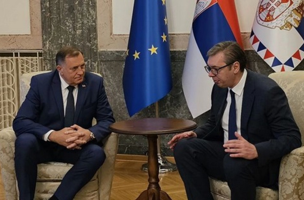 Vučić sa Dodikom o rezoluciji o Srebrenici: "Srbija i RS boriće se zajedno za istinu i ponos srpskog naroda"