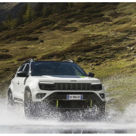 Evropski osvetnik: Jeep Avenger dobija pogon na sva četiri točka FOTO