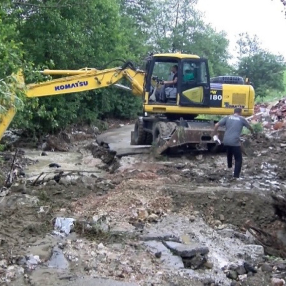 Građani sabiraju štetu: Ovakva je situacija u Novom Pazaru nakon poplava FOTO