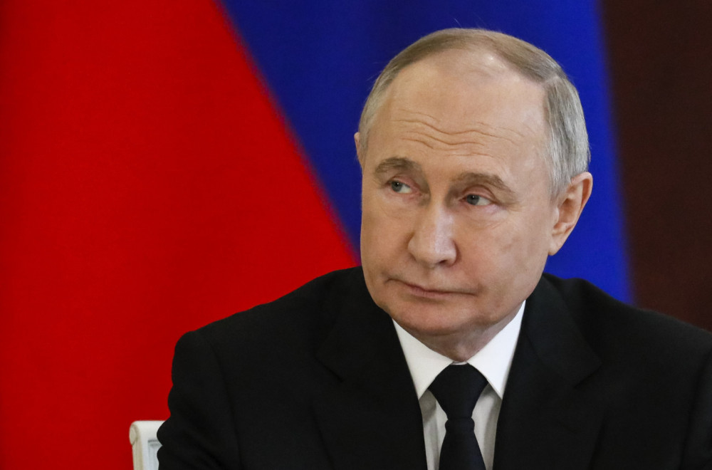 Putin jasno dao do znanja: Rusija će o miru u Ukrajini razgovarati samo...