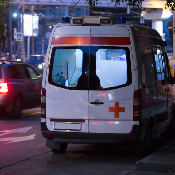 Teška noć u Beogradu: Pet saobraćajnih nezgoda, jedanaestoro povređenih