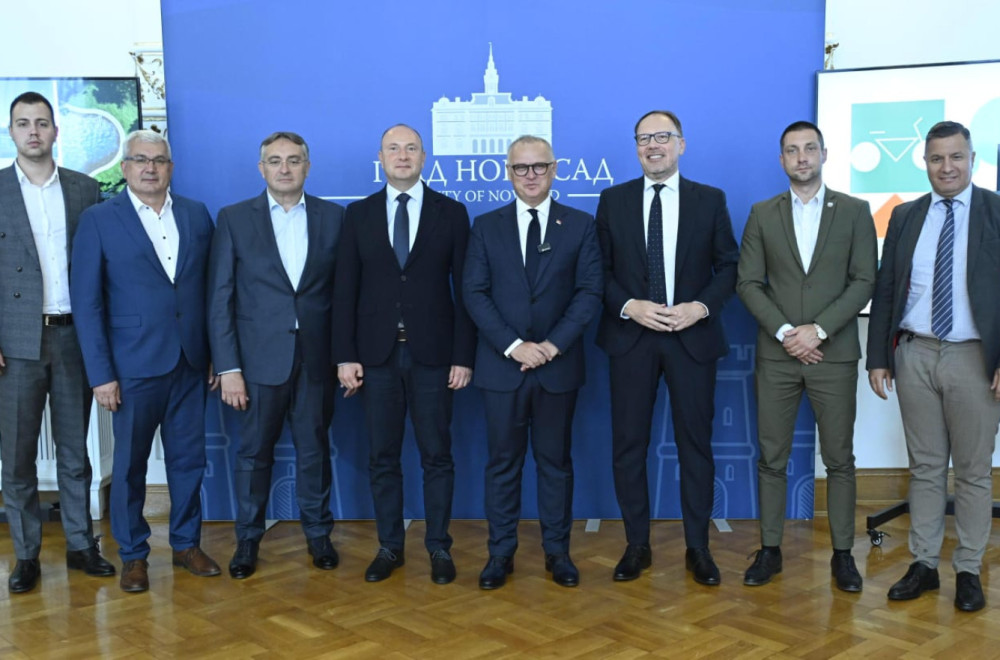 Vesić potpisao sporazume o dodeli 9,2 miliona evra bespovratnih sredstava