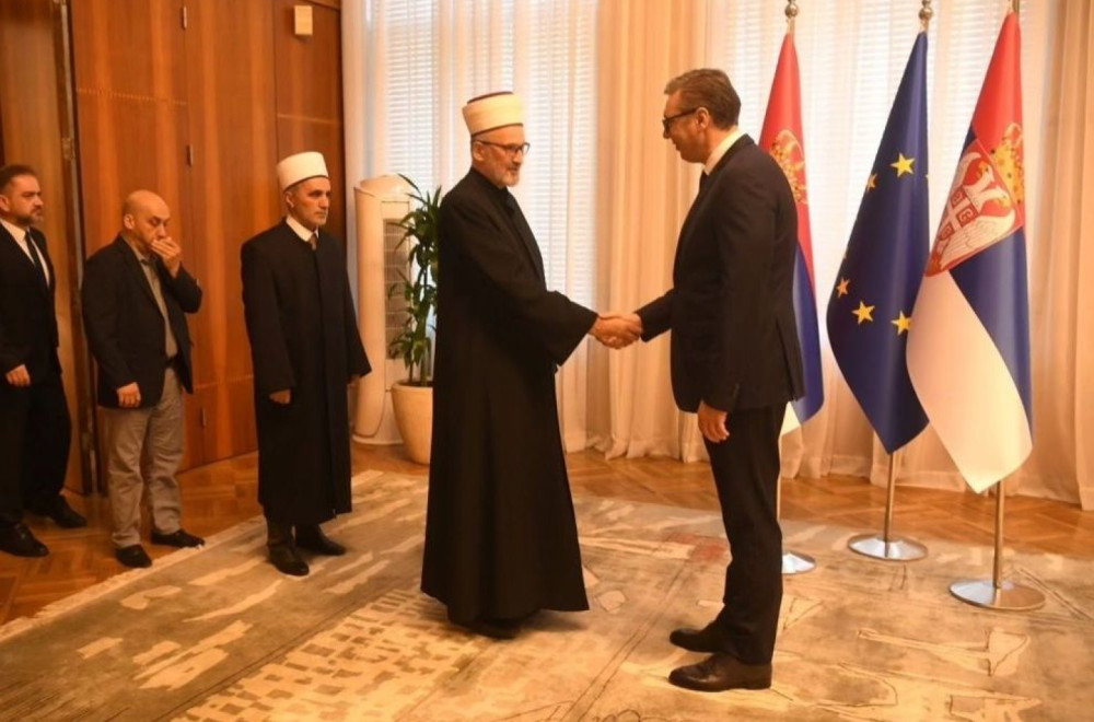 Vučić sa delegacijom Islamske zajednice Srbije: Zahvalan na zalaganju za mir i slogu FOTO