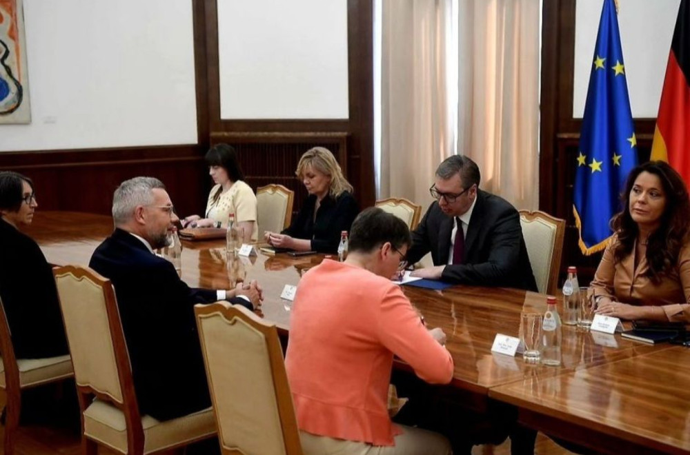 Vučić se sastao sa Mihaelom Rotom: Veoma otvoren i težak razgovor FOTO