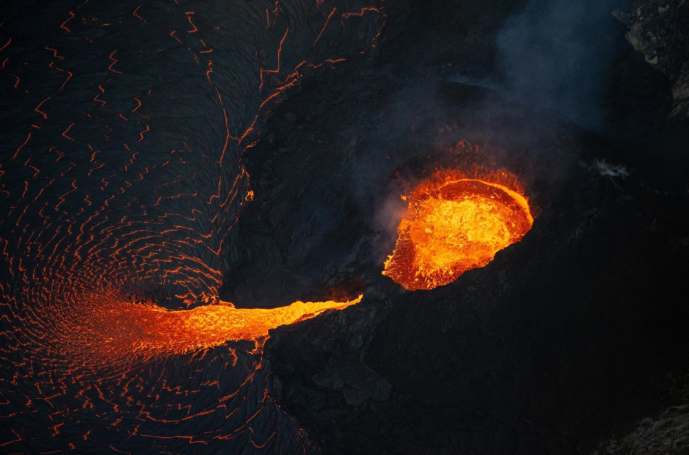 Lava i dalje "šiklja": Ne smiruje se vulkan na Islandu FOTO/VIDEO