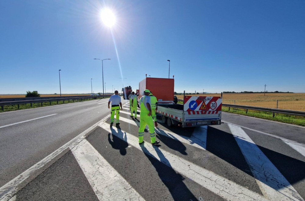 Od danas nove table i pravila na "auto-putu" kroz Beograd: Evo šta će biti sa žutom trakom