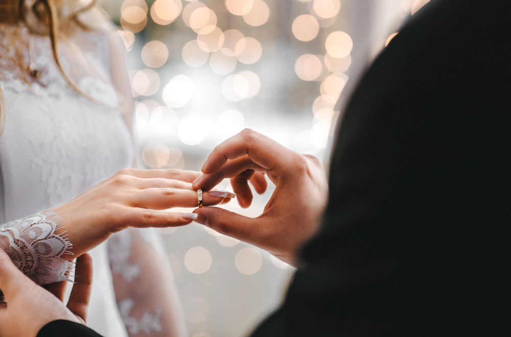 Da li se svadbe prave kako bi se zaradio novac? ANKETA