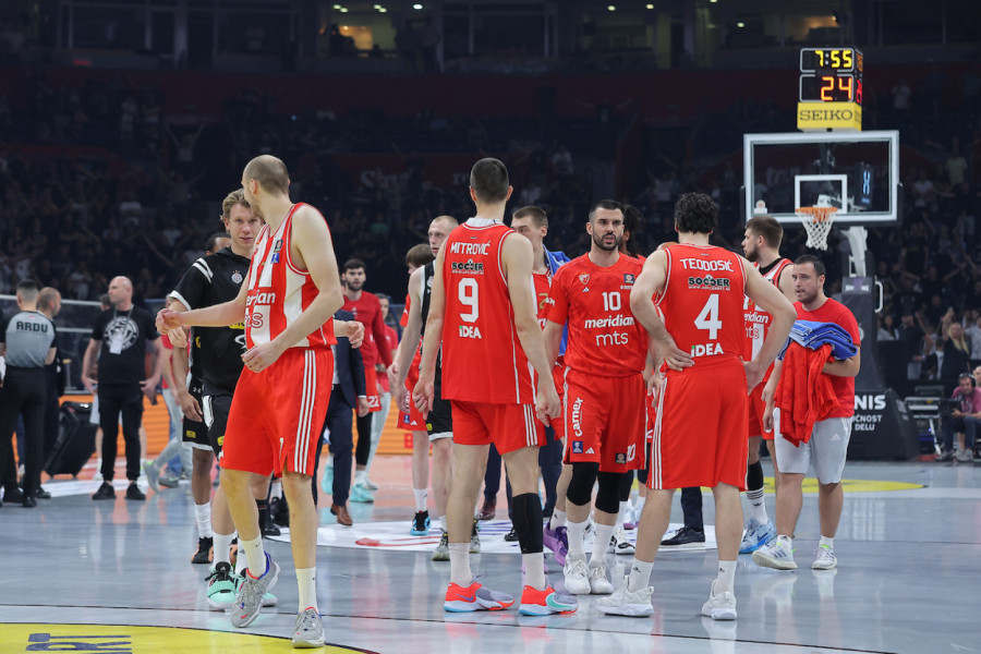 Šta Se Desilo U Beogradskoj Areni Na Utakmici KK Partizan I KK Crvena ...