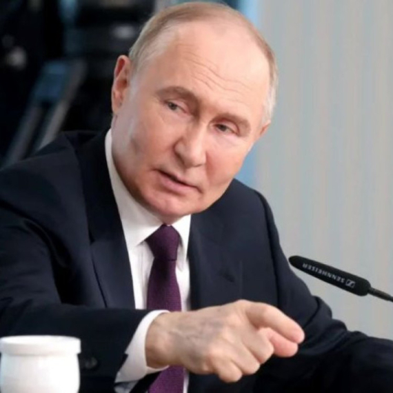 Rusija i Ukrajina: Putin upozorava da bi Moskva mogla da dostavi oružje drugim zemljama za napad na Zapad