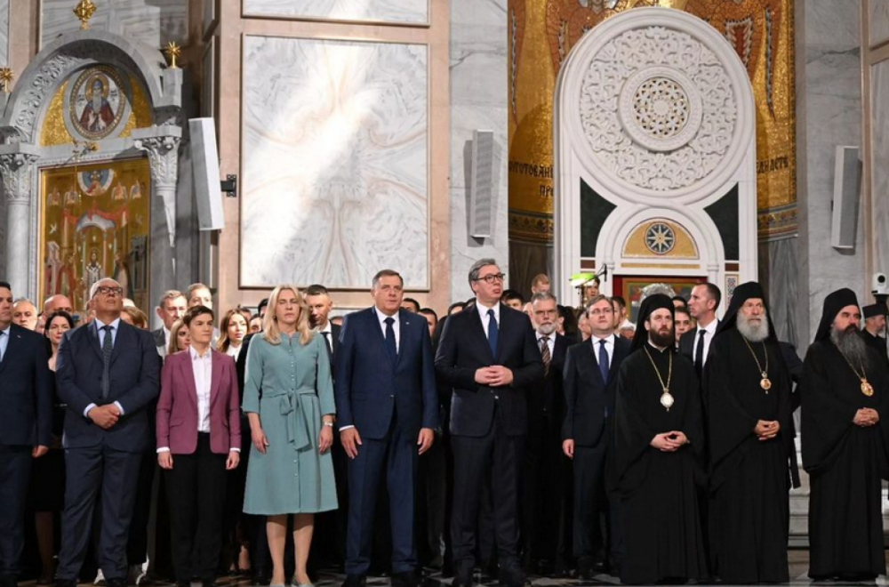 Vučić: Srpski narod najviše želi mir, jer je uvek najveću cenu plaćao kada ga nije bilo FOTO