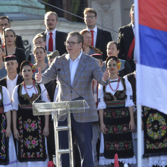 Vučić: Niko više nikada neće moći da uništi srpsko jedinstvo