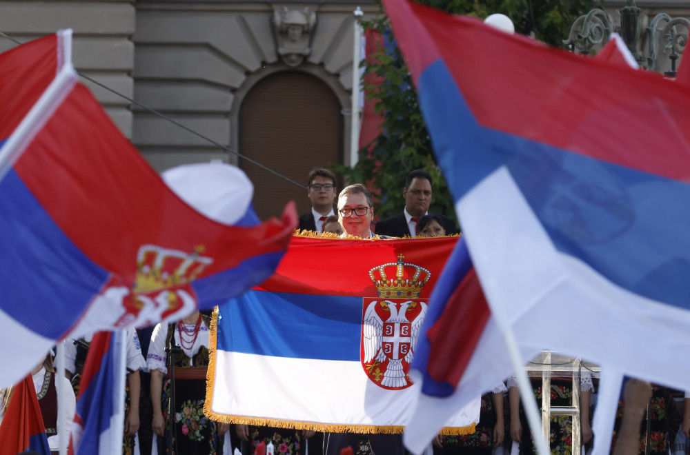 Vučić raširio zastavu Srbije iz UN: Jedna mala Srbija vam se suprotstavila jer  je odlučila da se bori