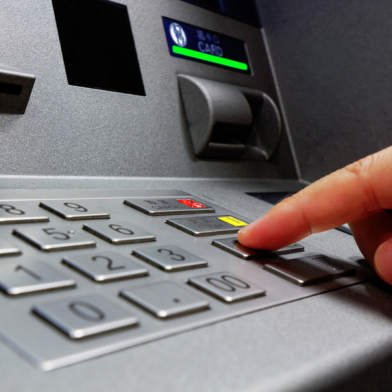 Ovaj virus krade pare sa bankomata – i 99 odsto je uspešan