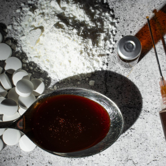Evropski centar za praćenje droga upozorava: Zbog nestašice heroina na tržište dolazi nešto još gore