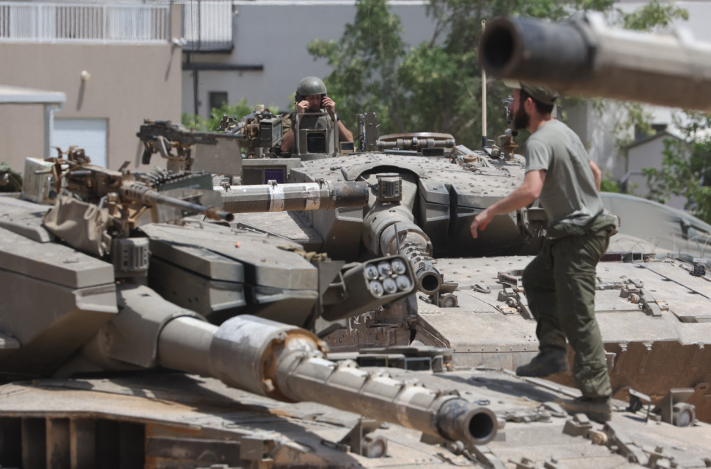 Tenkovi se približavaju humanitarnoj zoni; Zašli su dublje nego ikada