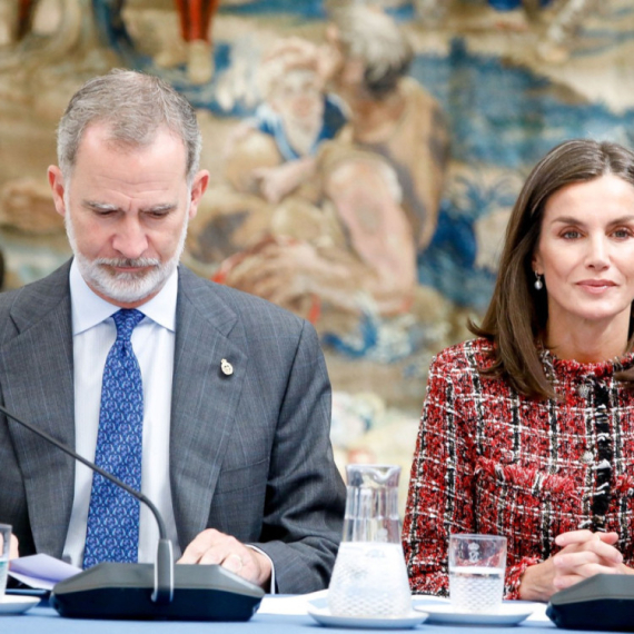 Kraljica Leticija i kralj Felipe prvi put u javnosti nakon skandala: Svi komentarišu samo jedno FOTO