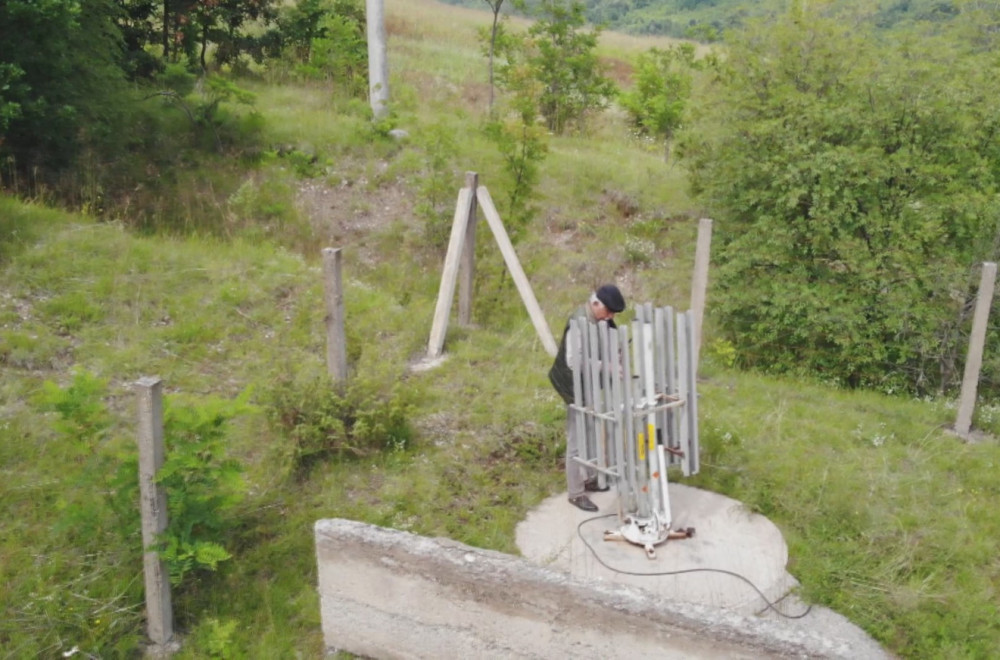 Ispaljeno preko 200 raketa: Bukulja od grada brani celu Šumadiju