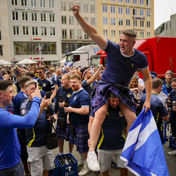 Ludilo u Minhenu – kreće EURO, Škoti prave haos