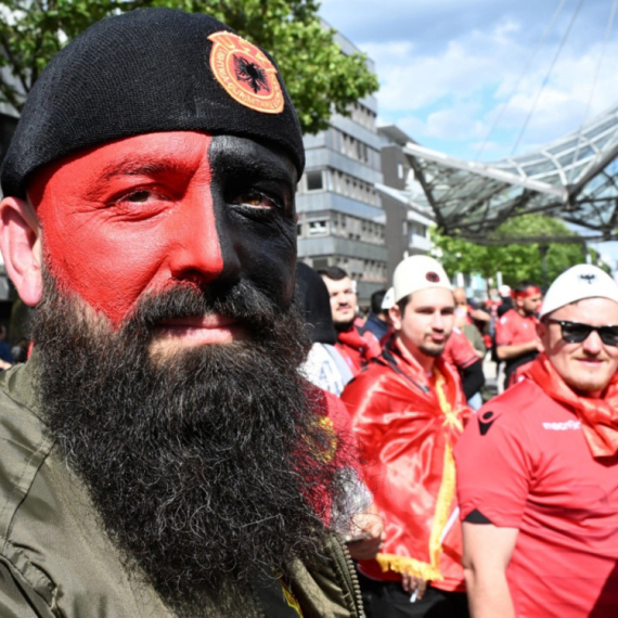 Albanci divljaju po Dortmundu – policija upala na stadion, totalni haos  FOTO