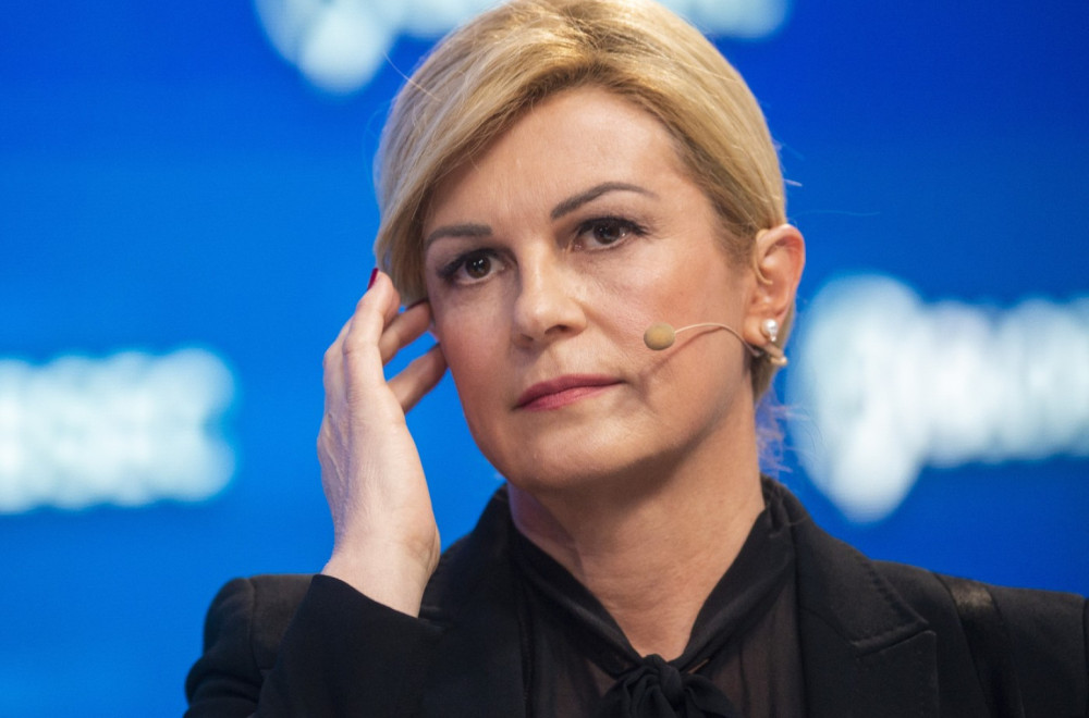 Kolinda podelila fotografiju sa suprugom iz Pariza: "Čekanje je gotovo, idemo Hrvatska" FOTO