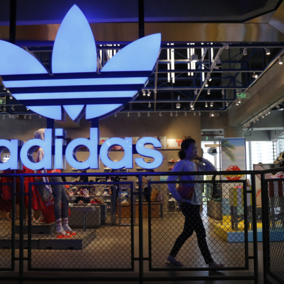 Adidas započinje istragu u Kini