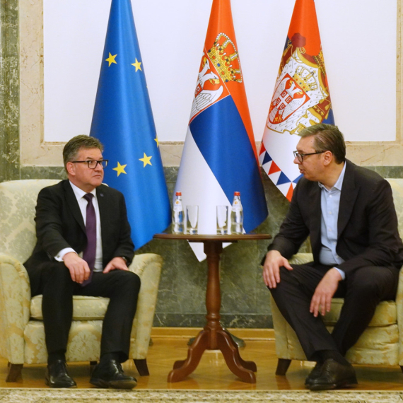 Lajčak: Otvoren razgovor sa Vučićem o dijalogu, dogovorili smo se oko narednih koraka VIDEO