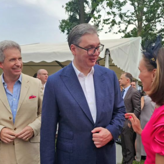 Vučić na prijemu povodom rođendana Čarlsa III: Najlepše želje za dobro zdravlje i uspešnu vladavinu FOTO